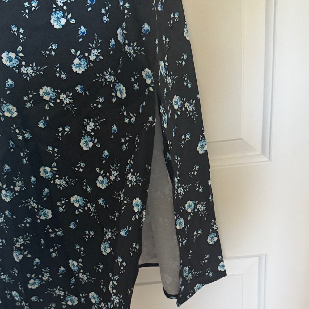 Black Floral Spaghetti-Strap Midi Dress - Picture 3 of 5